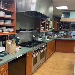 Logo Kitchen Studio Rental 