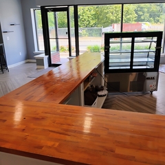 Logo Very unique kitchen share 